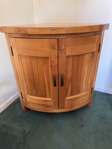 Solid oak corner unit - solid, tv